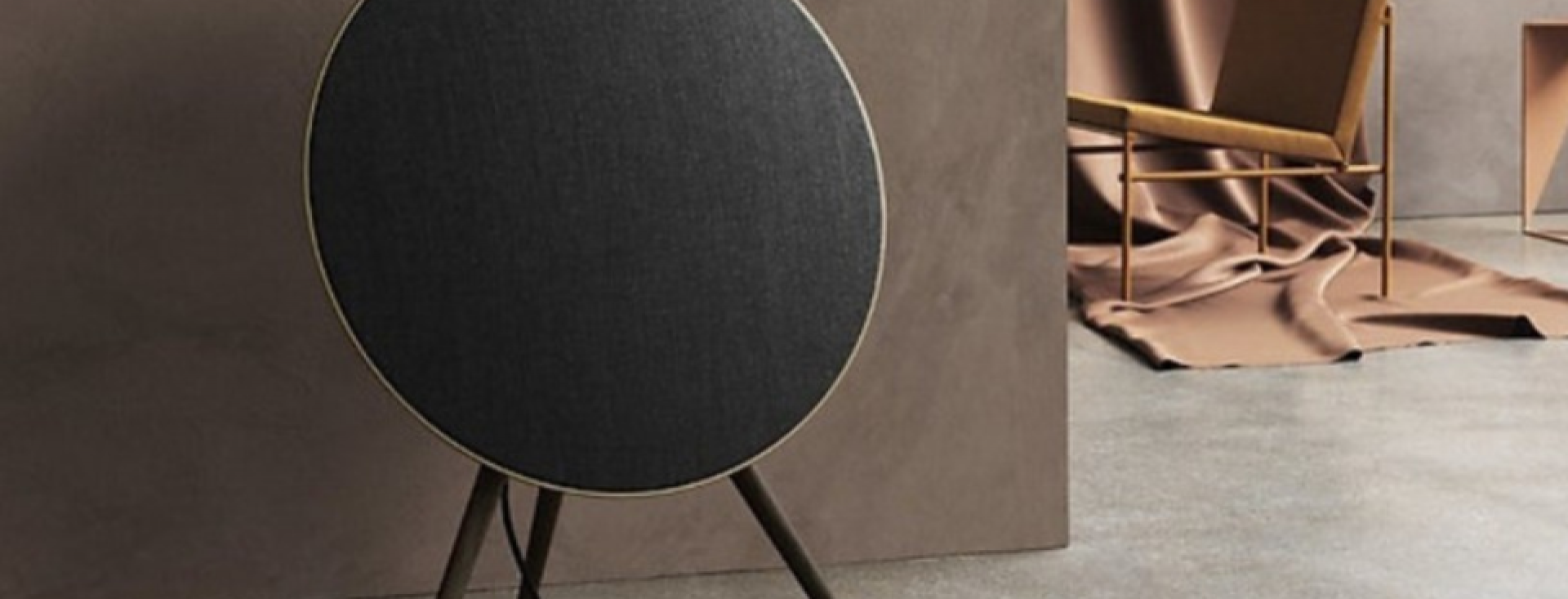 Bang & Olufsen (B&O)