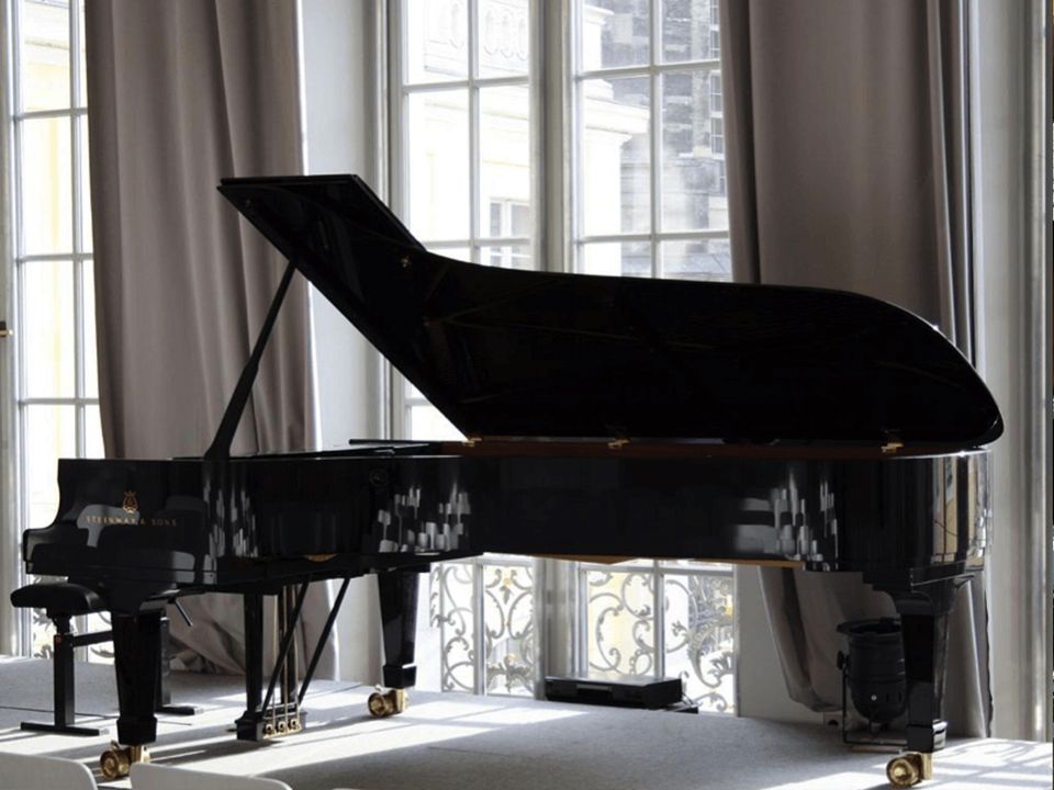 STEINWAY MODEL D-274