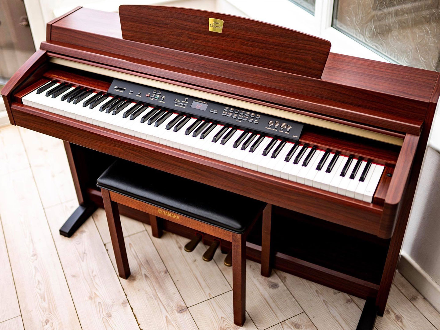 Yamaha CLP 230 - piano điện giá rẻ Yamaha | Piano Dương Cầm