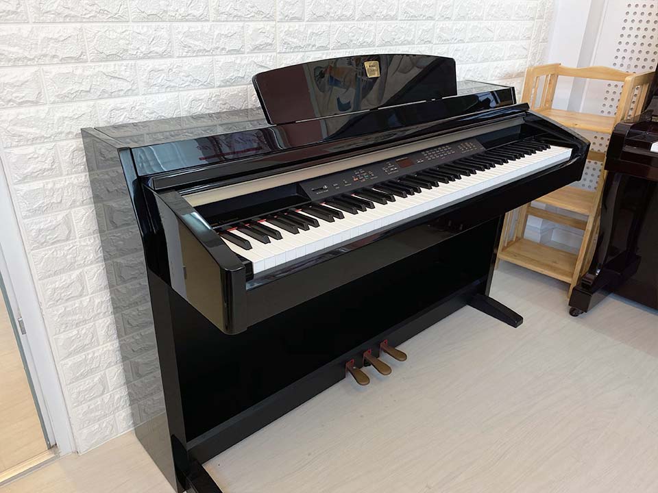 Đàn Piano Điện Yamaha CLP-240 – Piano BT