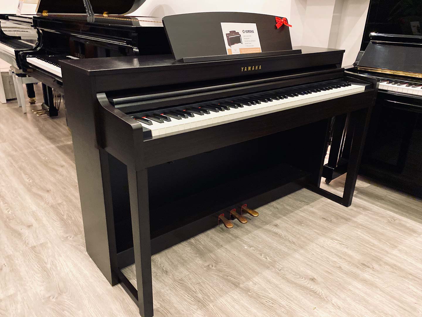 đàn piano điện yamaha clp 440 c