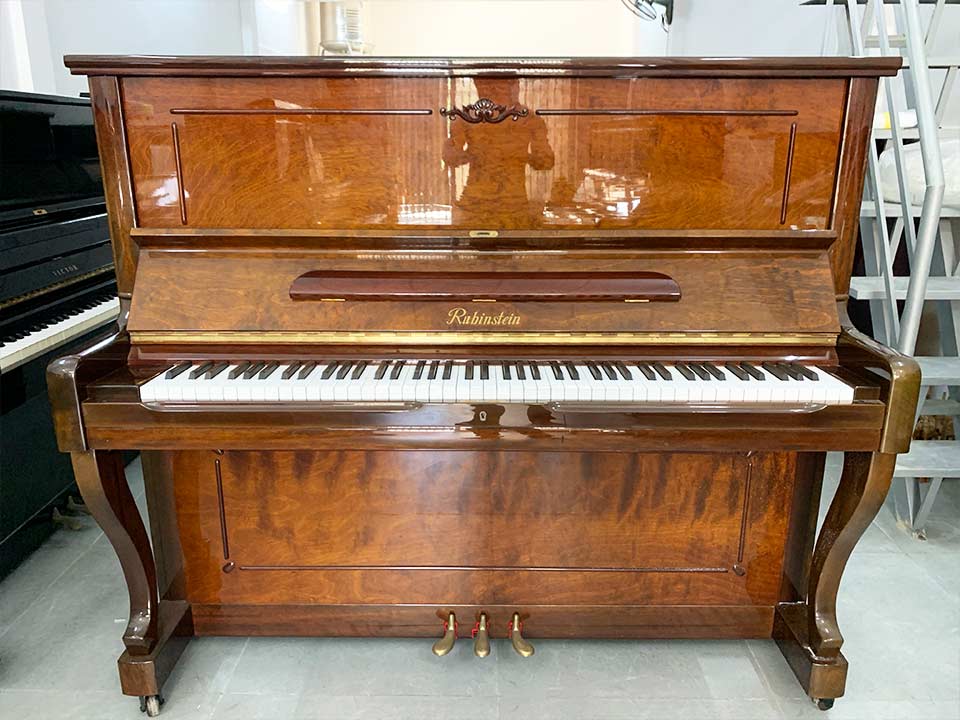 đàn piano Rubinstein rm306