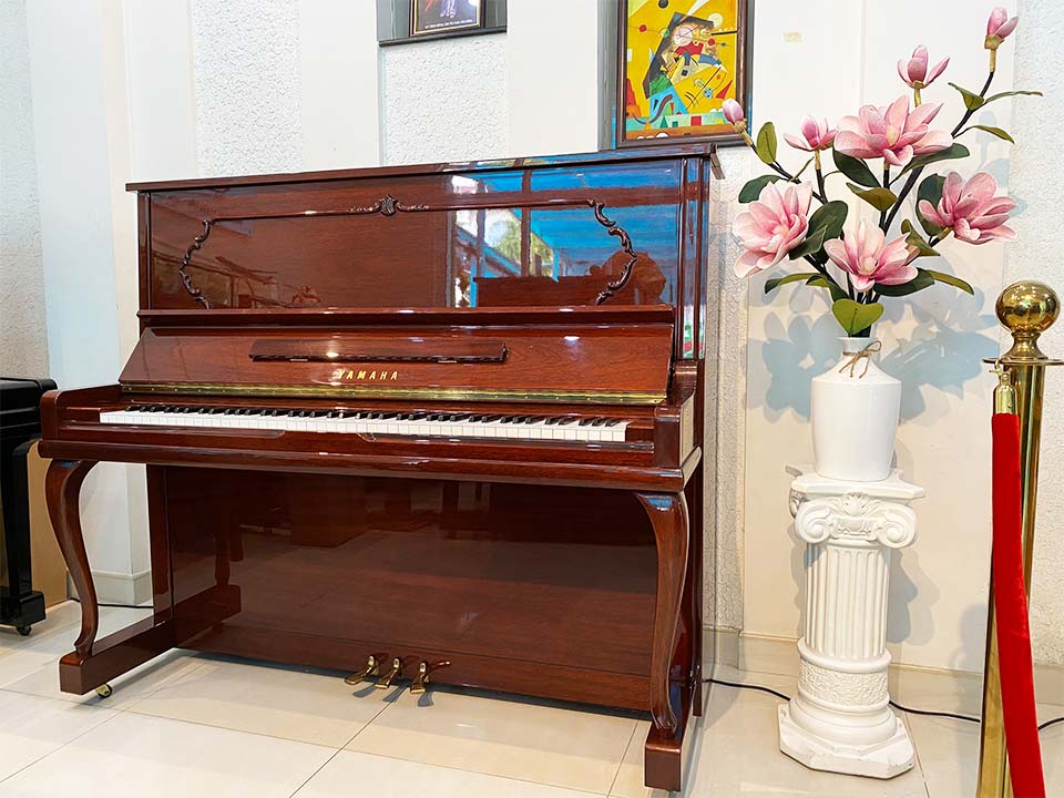 đàn piano yamaha u300mhc