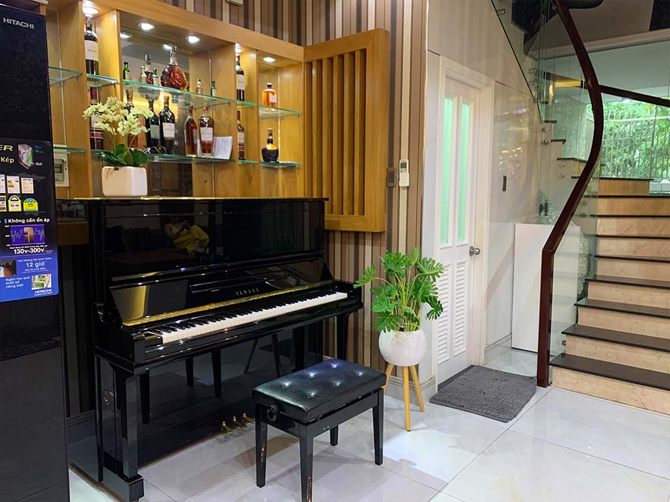 đàn piano cơ yamaha u30a