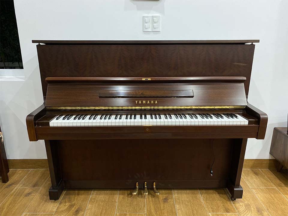 đàn piano yamaha u1e wn màu gỗ