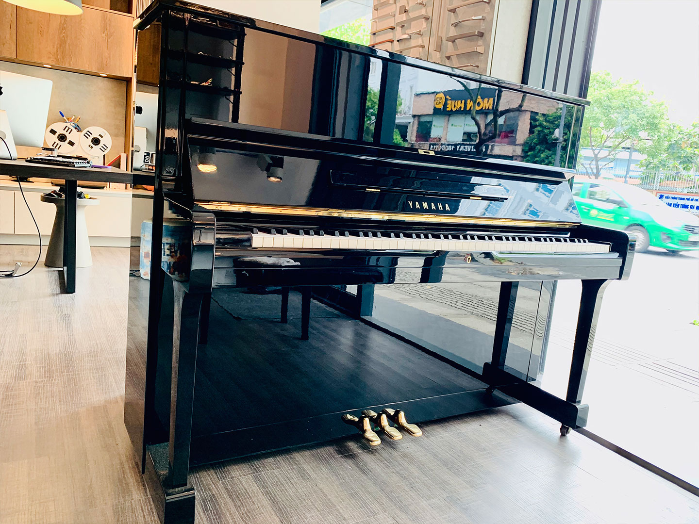 đàn piano yamaha u1h