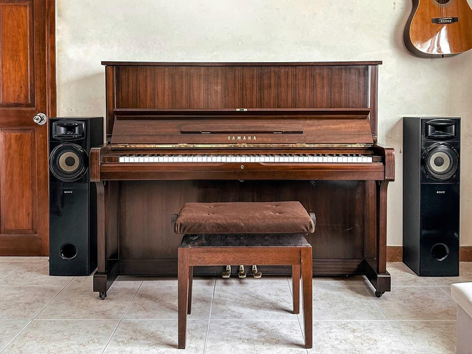 đàn piano yamaha u1h